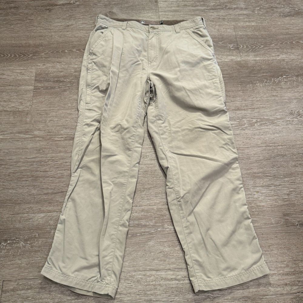 REI Men's Chinos in Light Tan 36 x 30